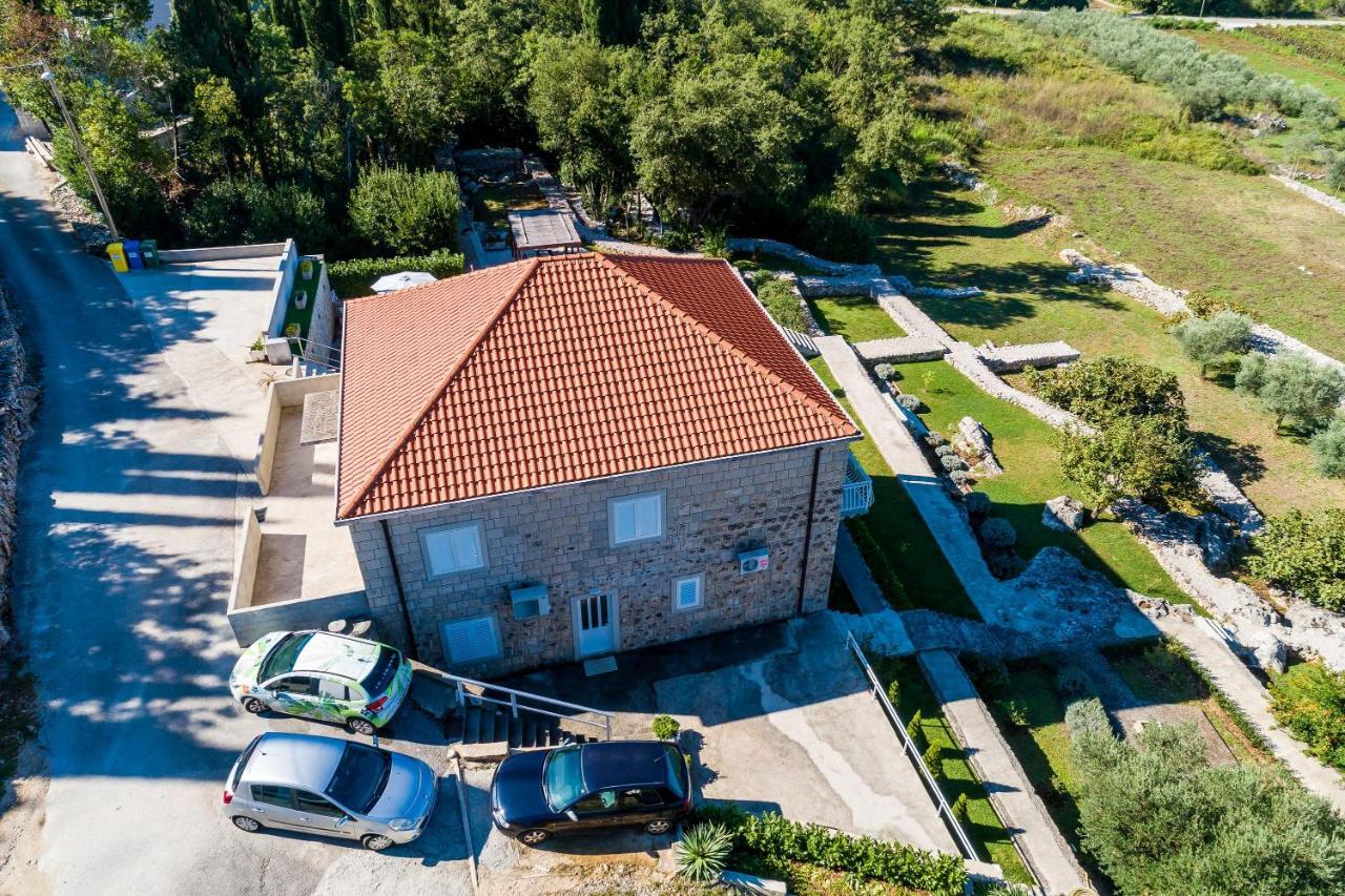 Villa Oasis Cypress Čilipi Exteriör bild