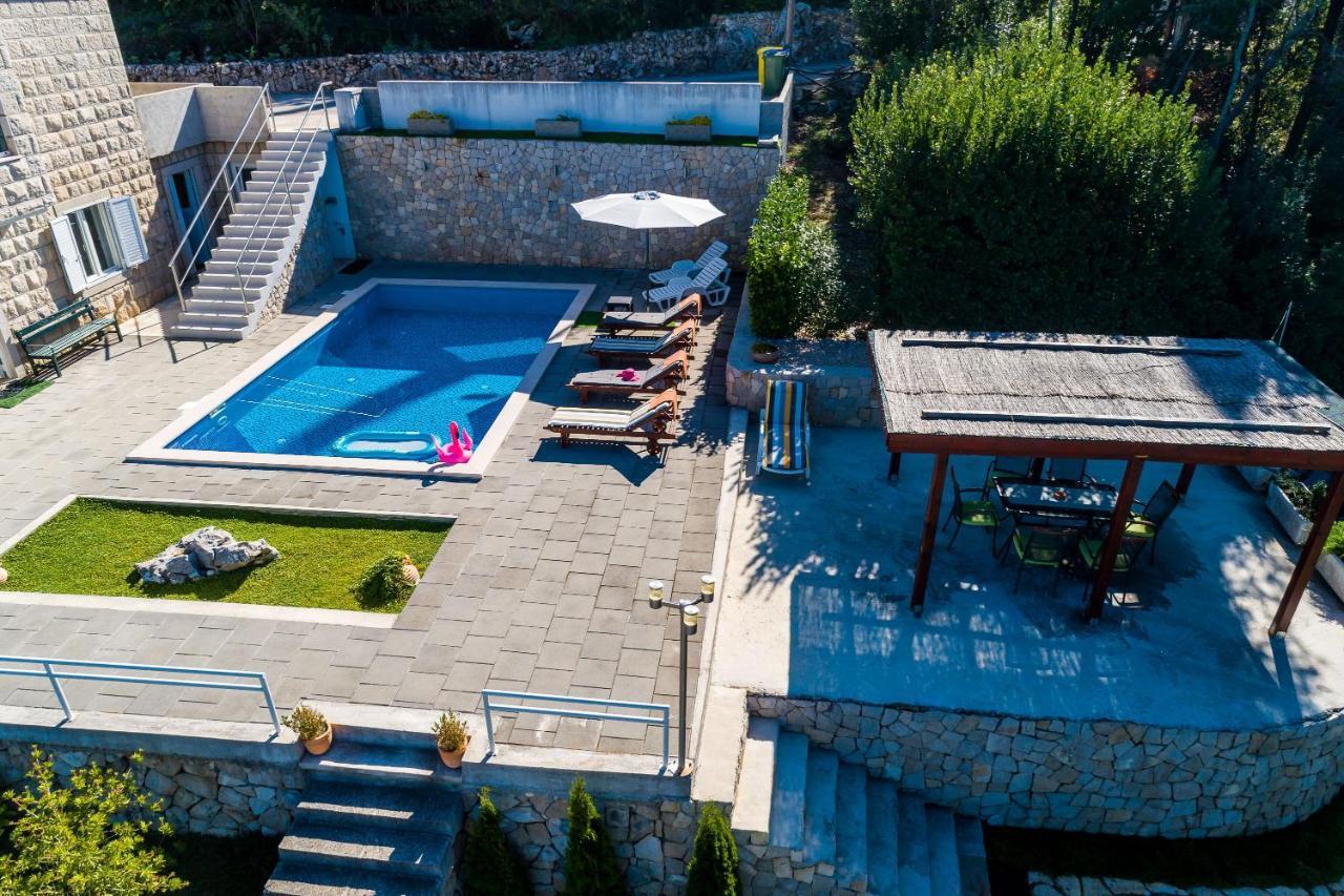 Villa Oasis Cypress Čilipi Exteriör bild