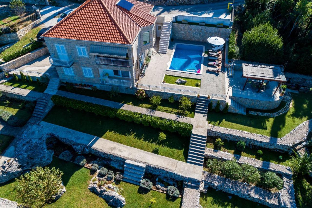 Villa Oasis Cypress Čilipi Exteriör bild